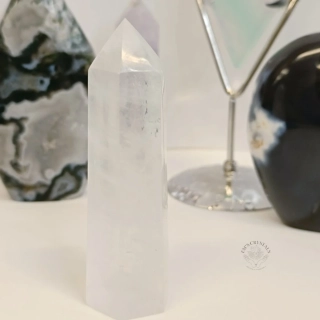 OPTICKÝ KALCIT obelisk č.4 139g