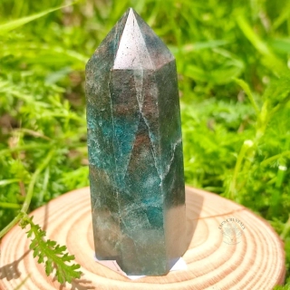 APATIT obelisk č.12 67,9g